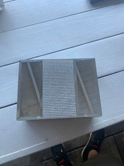 Jewelry box