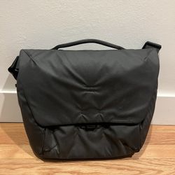 Peak Designs Everyday Messenger 