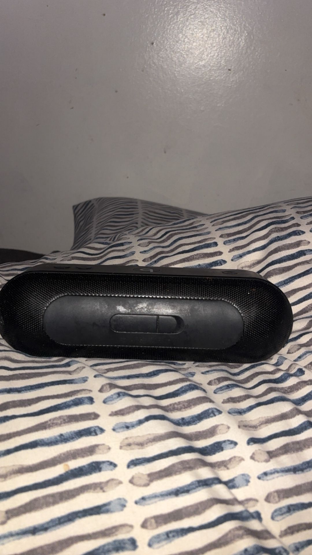 Beats pill speaker