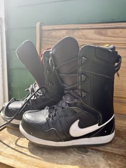 Nike SB Vapen Snowboard Boots - 2012 Retro "Bred" Style - Size 8