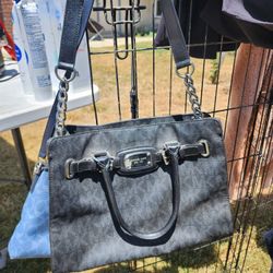 Micheal Kors Purse 