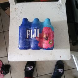 6 Pack Of Fiji 500ml Bottles !