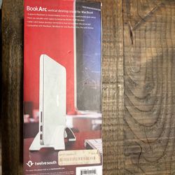 Vertical stand for MACBOOK 