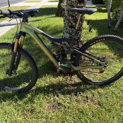 Electric Mountain Bike ORBEA RISE M-TEAM MEDIUN 