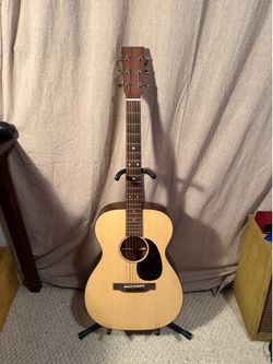 Martin 00-18E Acoustic