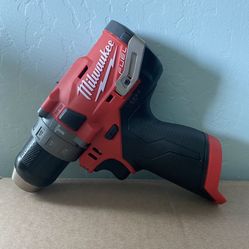 Milwaukee M12 1/2 Hammer Drill