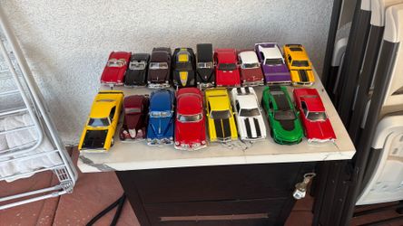 Carritos sácala 1:24