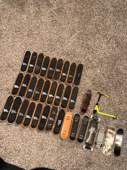 Tech Deck Fingerboard Lot w/ Mini Scooter, Decks, Wheels & Hardware Parts