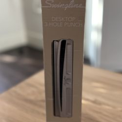 Swingline Desktop 3-hole Punch