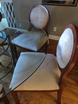 Dining table and 6 chairs