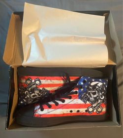 Men’s Skull Sneakers