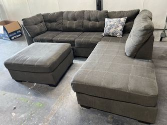 SECTIONAL COUCH SOFA