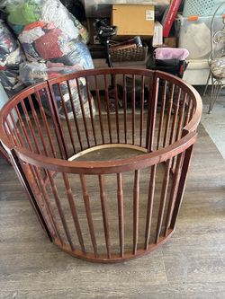 Round Crib