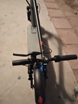 Electric scooter