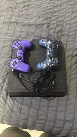 PlayStation 4 slim