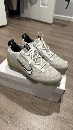 Men’s Size 8.5 Nike Vapormax 