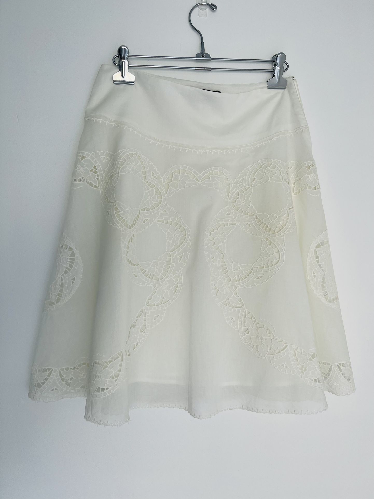 BCBGMAXAZRIA Y2K A-line Eyelet Cream Skirt