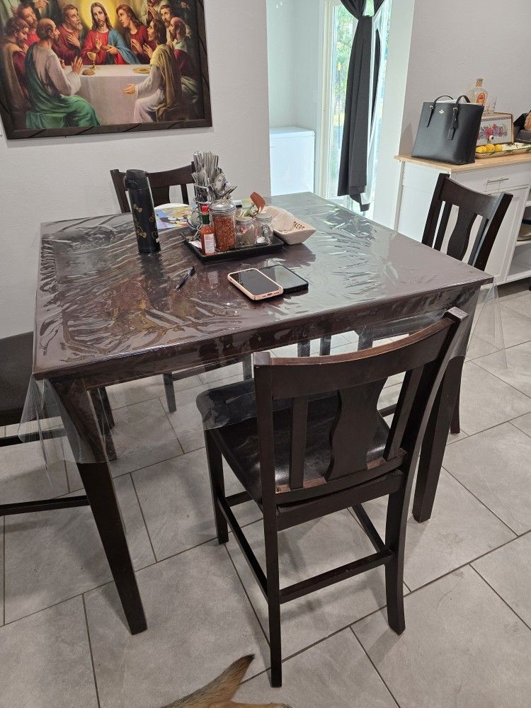 Counter Top Brown Kitchen Table W/ Chairs