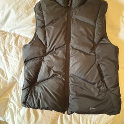 Nike Puffer Vest