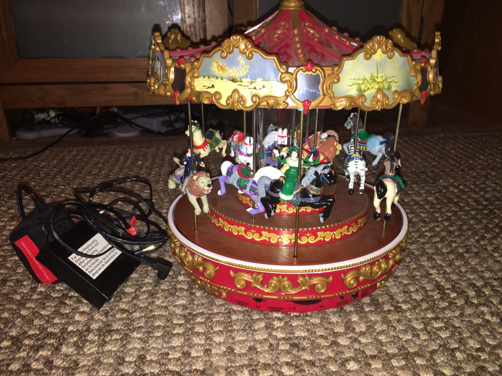 Triple decker carousel