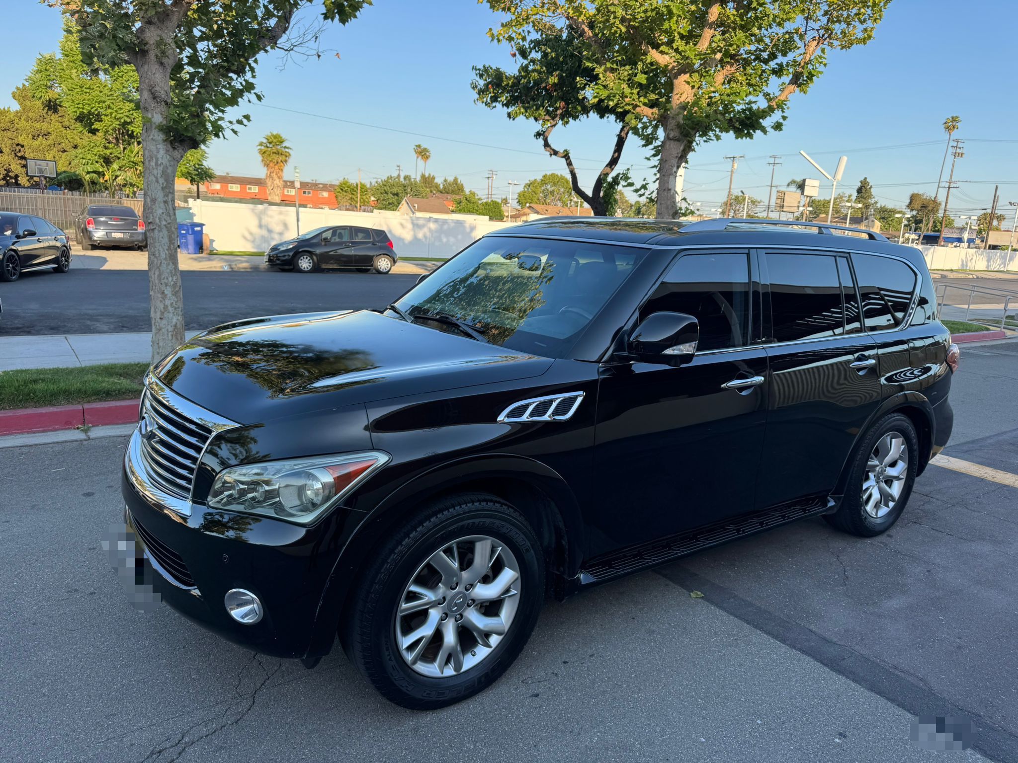2011 Infiniti Qx56