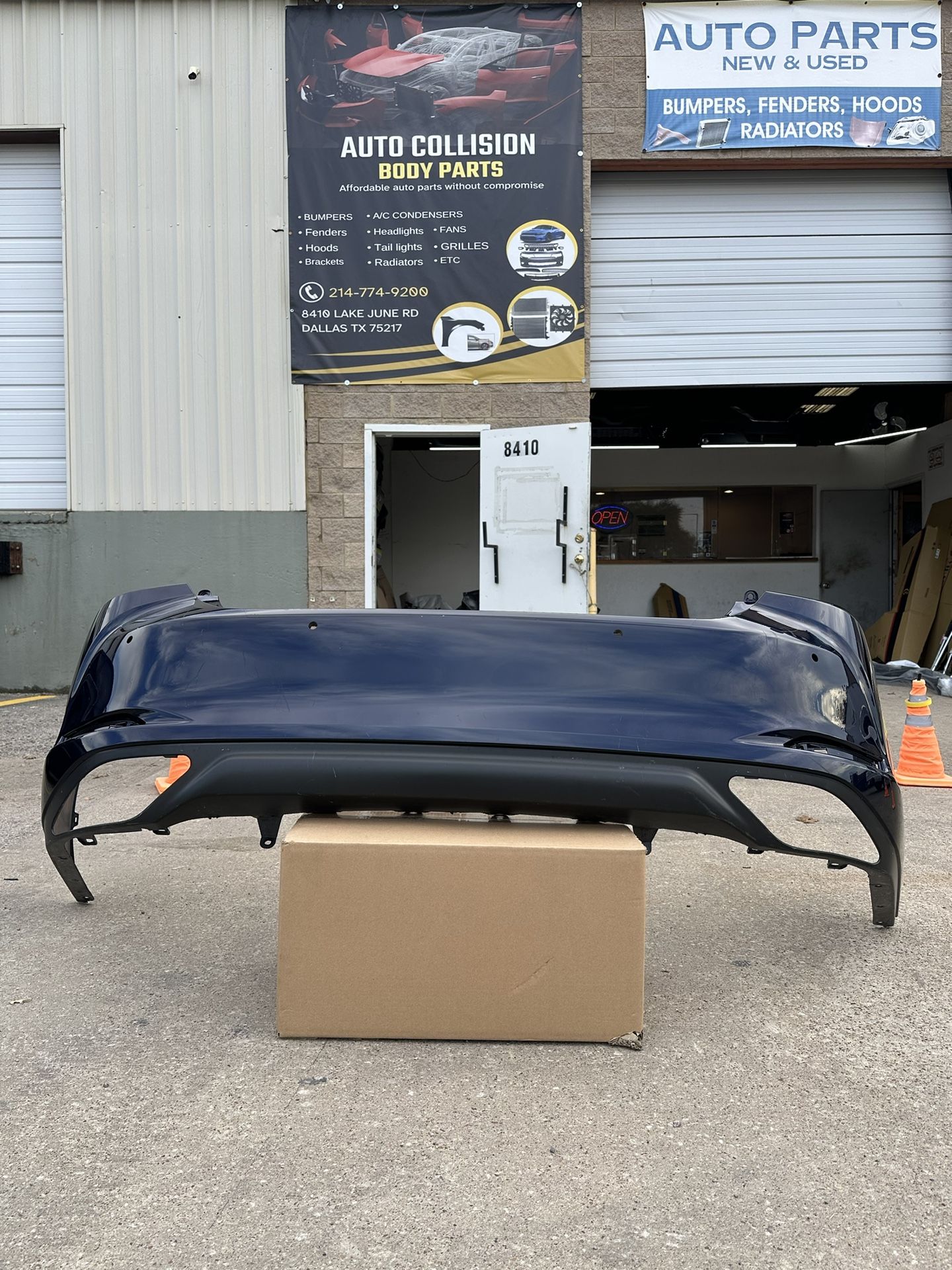 Lexus Es350 Bumper Rear 19-24 ( Used Car Parts )