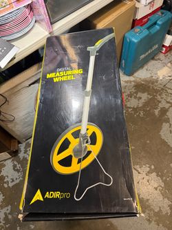 Digital measuring wheel