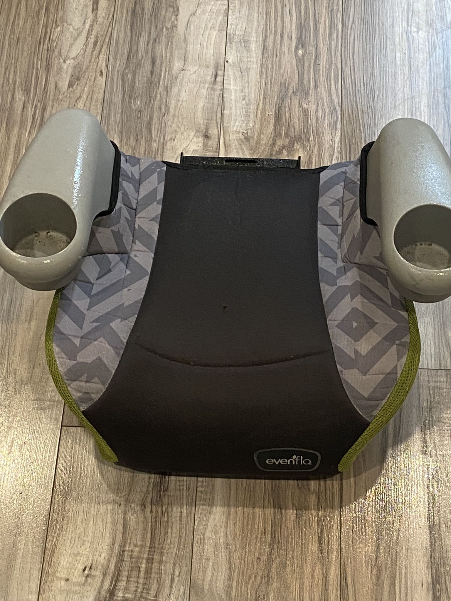 TODDLER BOOSTER SEAT