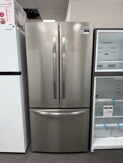 Frigidaire refrigerator 3 doors