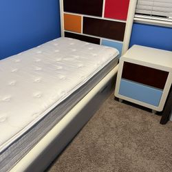 Colorful Bedroom 