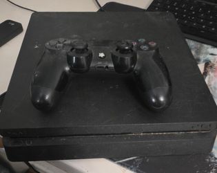 Playstation 4 Slim 1TB