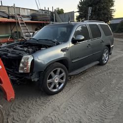 Selling For Parts / Vendiendo Por Partes 