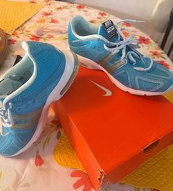 Women’s size 10nike shoes