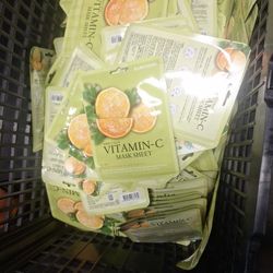 Vitamin C Face Mask
