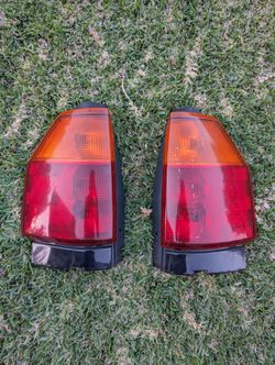 GMC Envoy Taillights 
