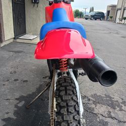 1984 HONDA XR500R DIRT BIKE GREEN STICKER