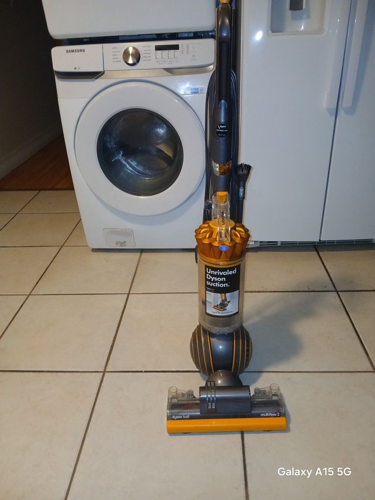 Dyson Ball Vacuum 