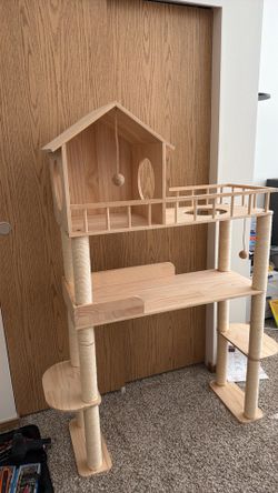 Multi-Level Solid Wood Cat Tree for Indoor Large Cats, Tall Cats Scratching Post Furniture w/Cats House
