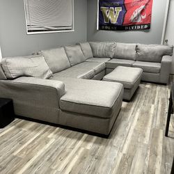 Sectional sleeper sofa 