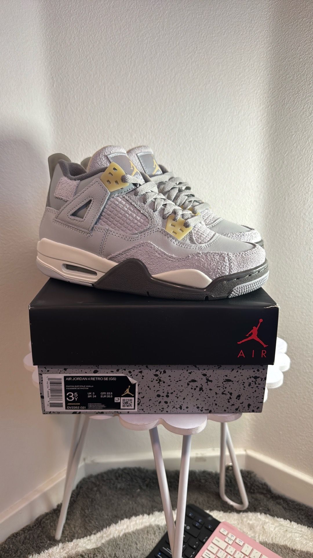 Jordan 4 craft size 3.5