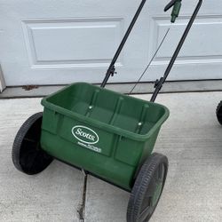 Scott’s Fertilizer Spreader