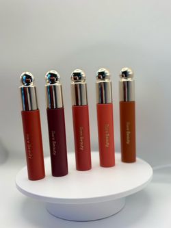 Rare beauty lip gloss