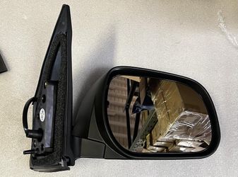 LA Zona Auto Parts 2009 to 2012 Toyota Rav4 Right side mirror espejo derecho pasajero copiloto