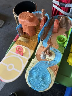 Pokémon Backpack Toy Scene