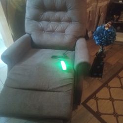 Lift Chair And Recliner