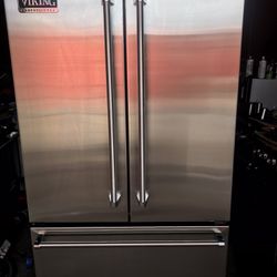 Viking REFRIGERATOR   PROFESSIONAL 36” Stainless Steel  3 Door 