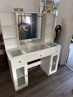 Vanity