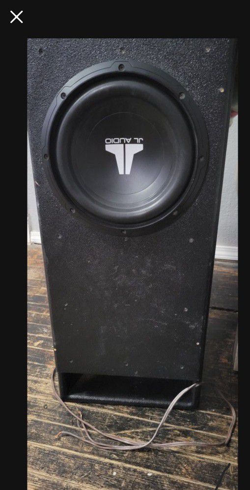 10 Inch Jl Audio . Sub Only  40$