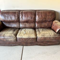 Free Sofa And Love Seat 