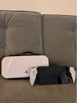 PLAYSTATION CONSOLE